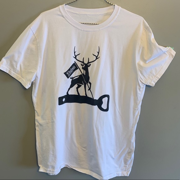 White tshirt sz med, Helen pivo - Picture 1 of 3